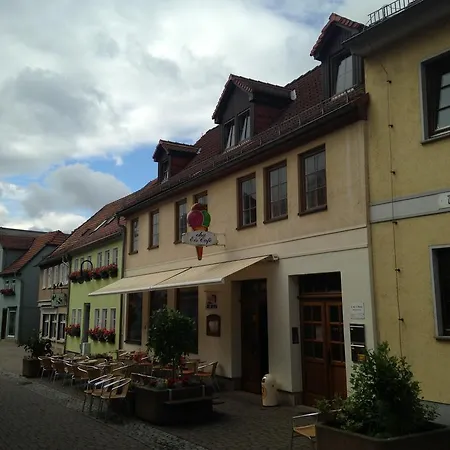 Oha Apartment